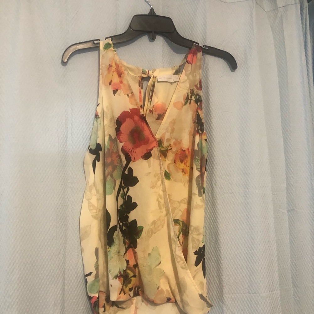 New York & company tank